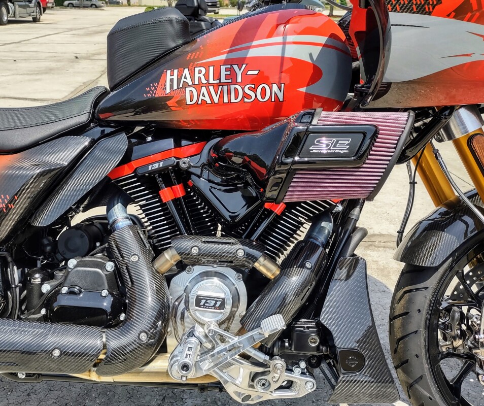 CVO Road Glide RR - Photo 5