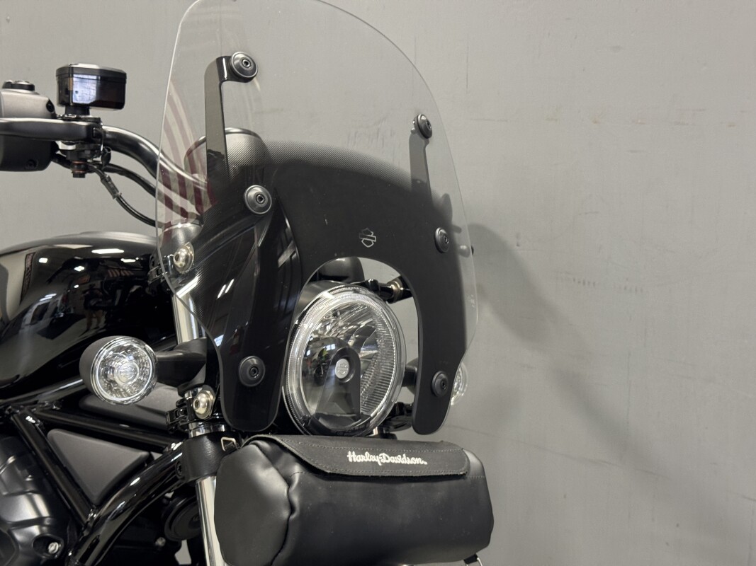 RH975 2025 Nightster - Photo 9