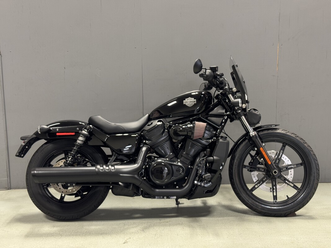 RH975 2025 Nightster