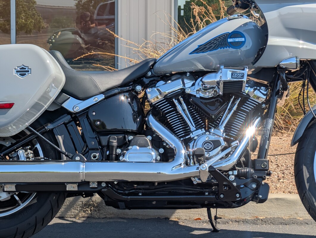 2025 Harley-Davidson Low Rider ST - Photo 9