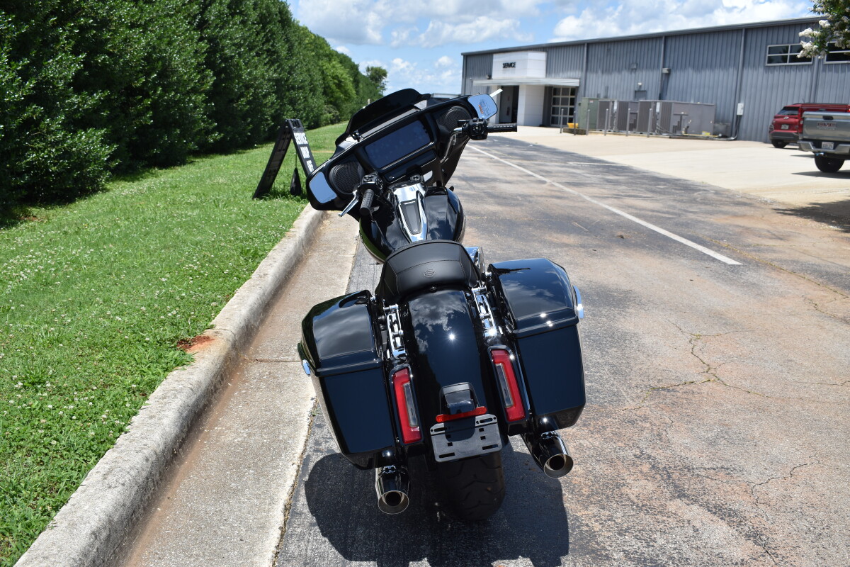 2025 Harley-Davidson Street Glide for Sale - Photo 7