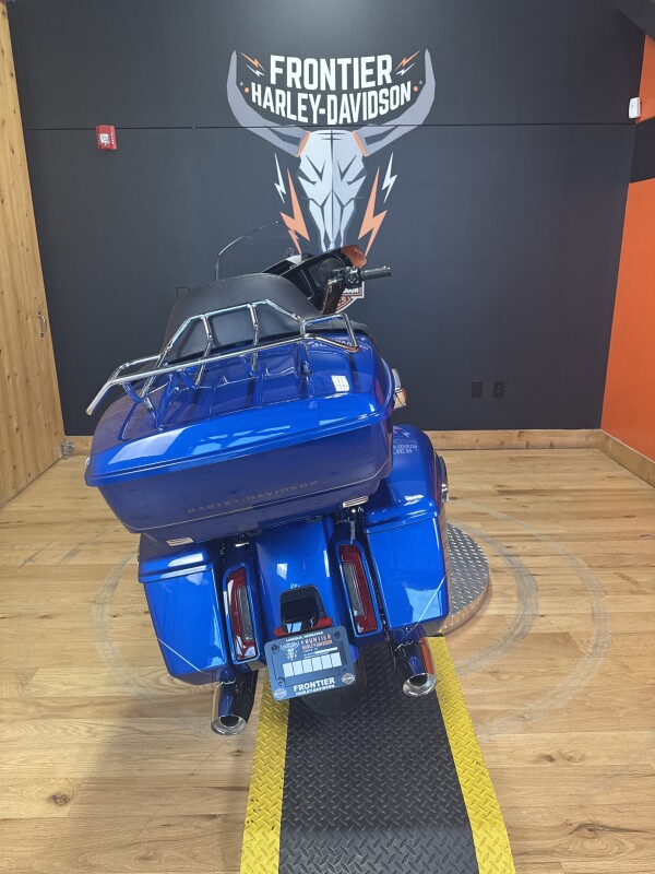 FLHXU 2025 Street Glide Ultra - Photo 2