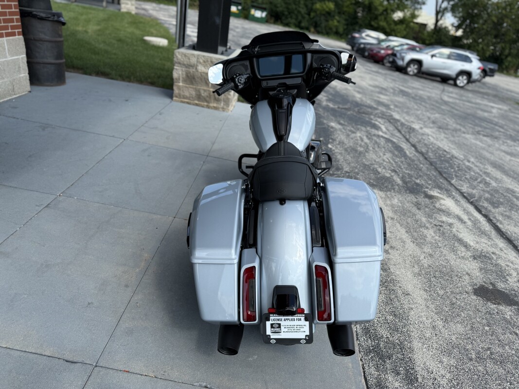 2024 Harley-Davidson Street Glide FLHX - Photo 4