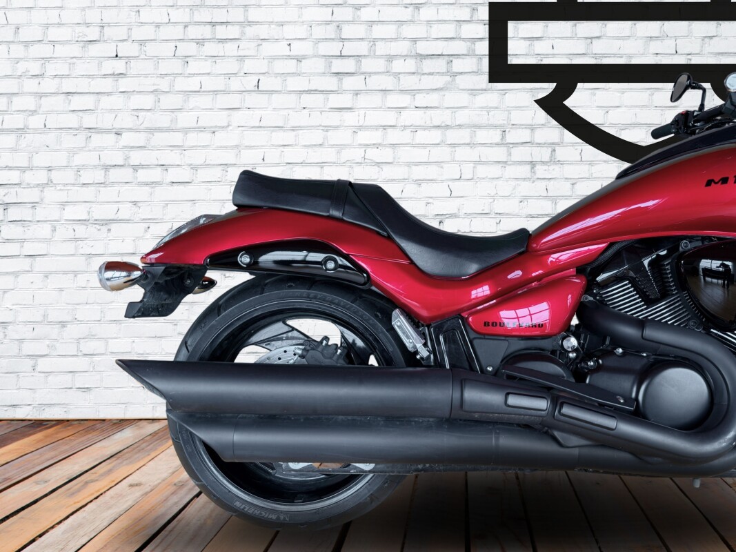 2023 Suzuki M109 BOSS Two Tone Red/Black - Photo 5