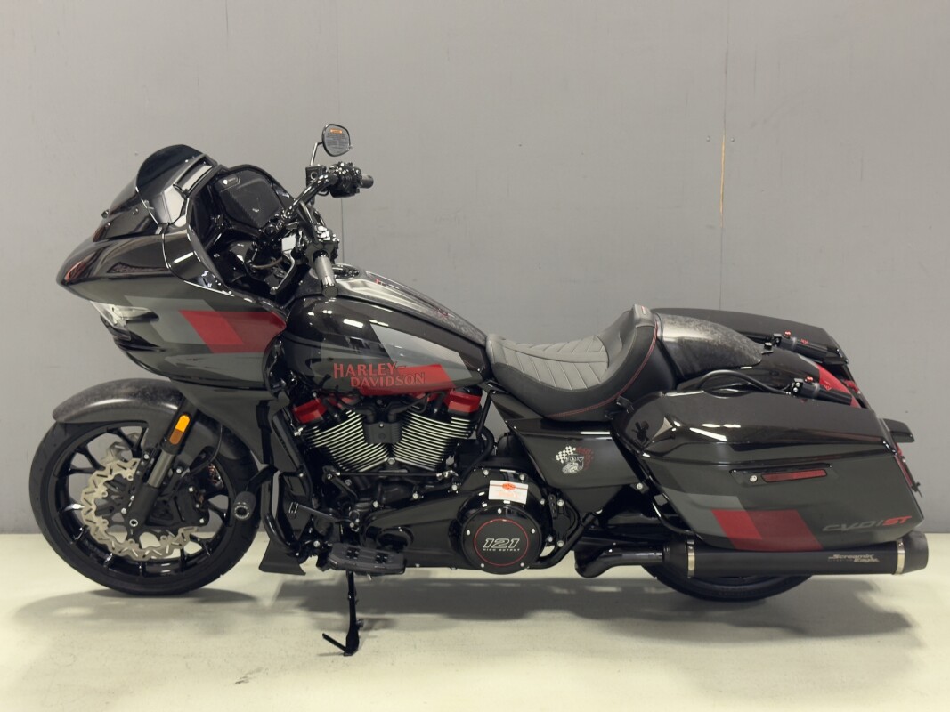 FLTRXSTSE 2025 CVO Road Glide ST - Photo 2