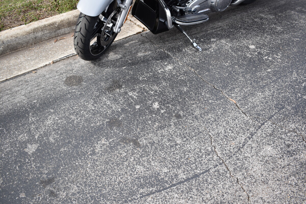 2025 Harley-Davidson Street Glide - Photo 4