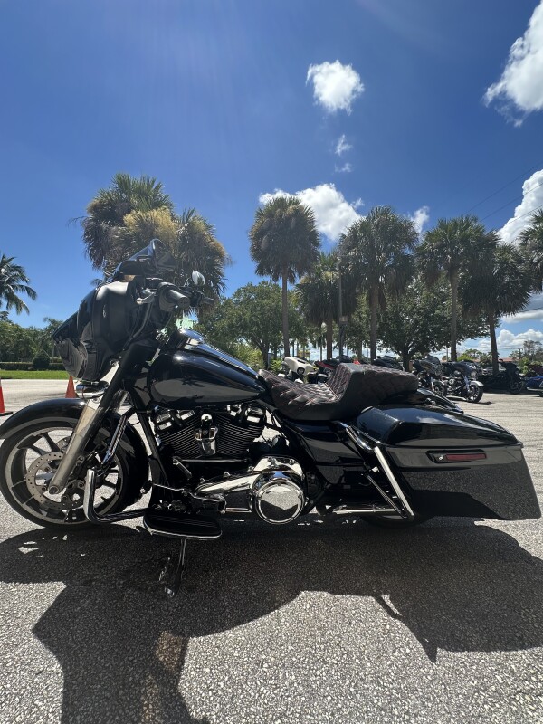 Street Glide - Photo 2