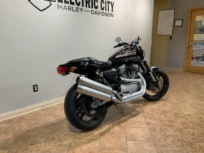 2009 Harley-Davidson® XR1200™ Vivid Black XR1200 thumb 1