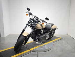 FXDF 2014 Fat Bob® thumb 2