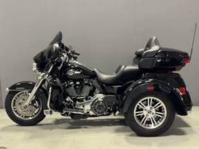 FLHTCUTG 2024 Tri Glide<sup>®</sup> Ultra thumb 3