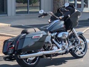 2025 Harley-Davidson® Road Glide® thumb 1