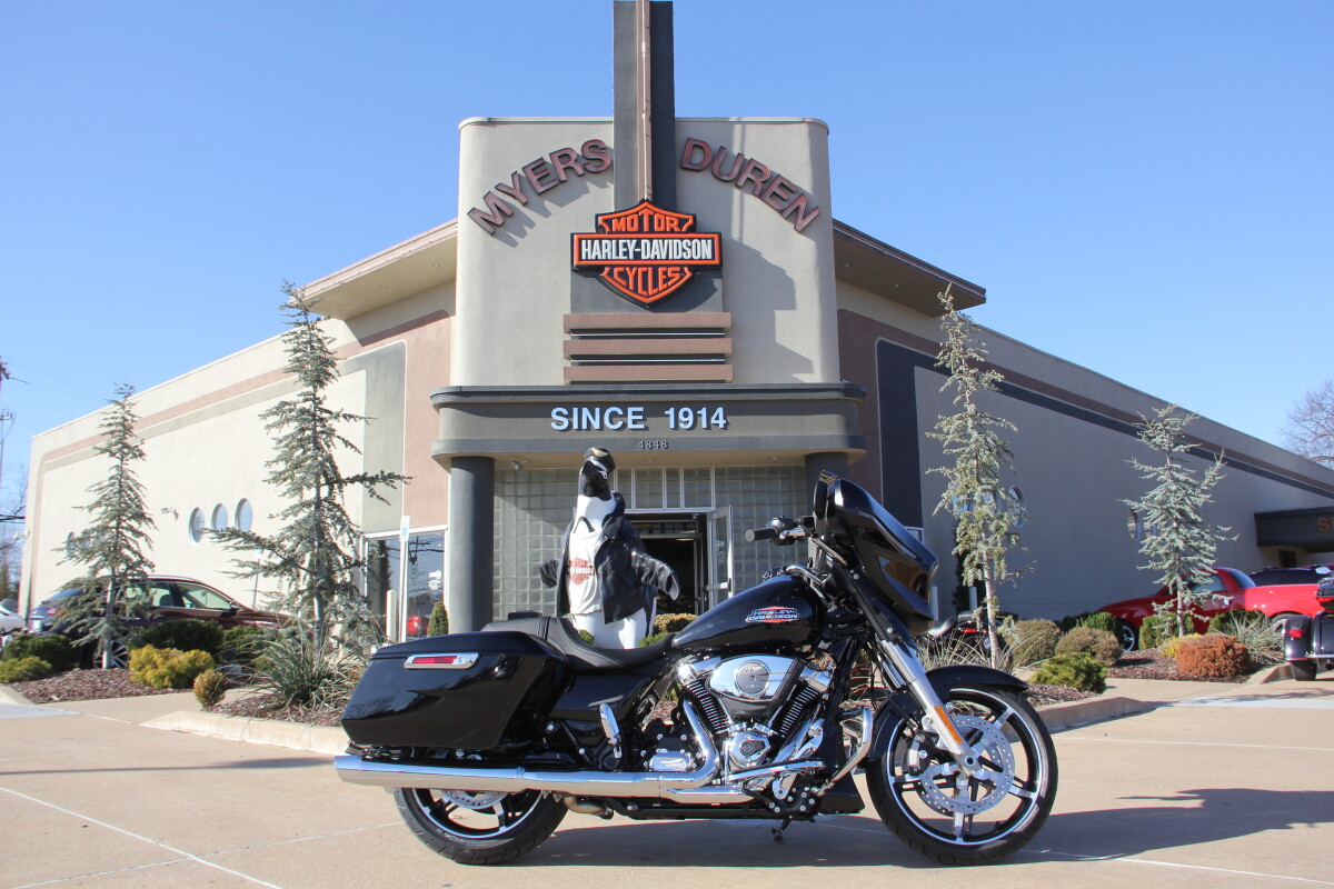 2025 Harley-Davidson Street Glide Vivid Black