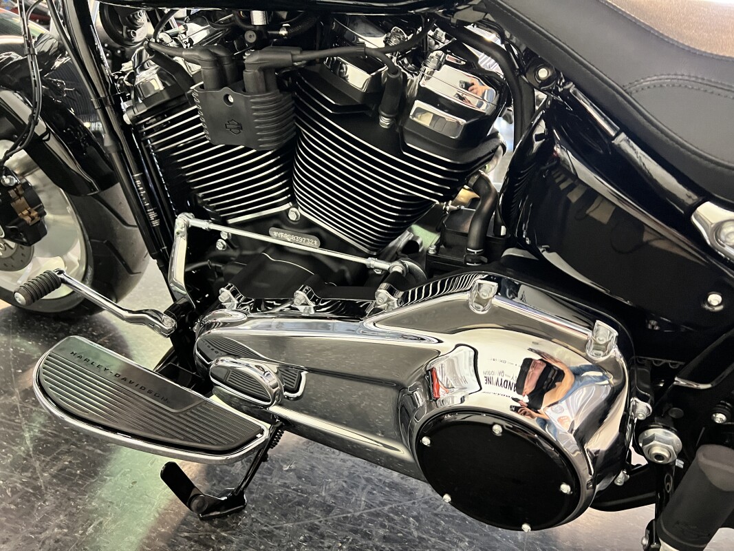 2025 Harley-Davidson Fat Boy Whiskey Fire / Vivid Black FLFB - Photo 7