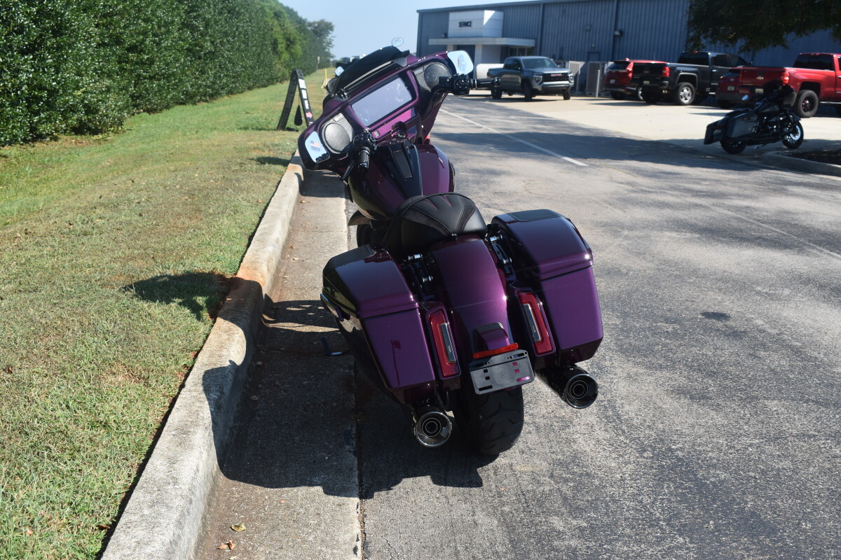 2025 Harley-Davidson CVO Street Glide | Premium Custom Touring - Photo 7
