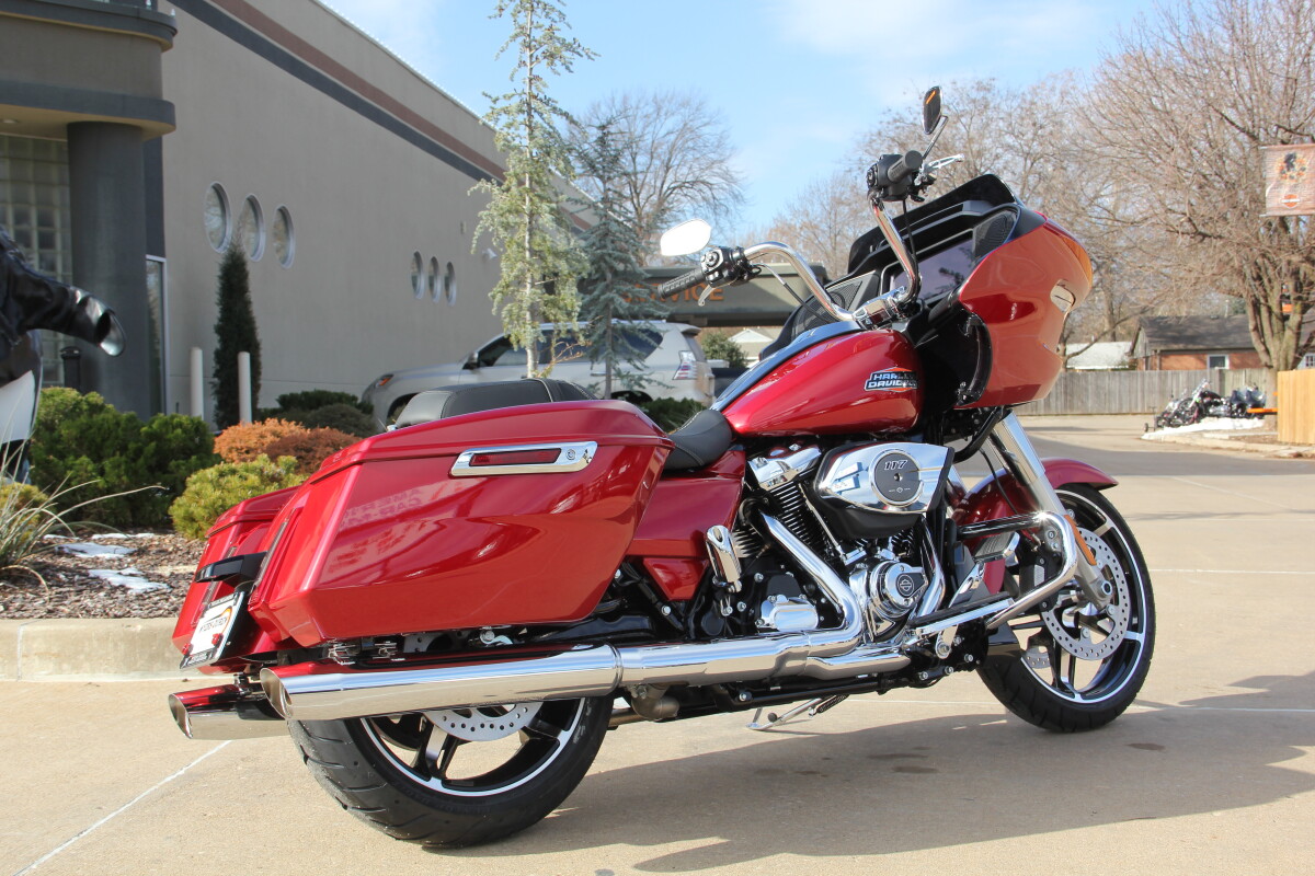 2025 Harley-Davidson Road Glide Brilliant Red - Photo 5