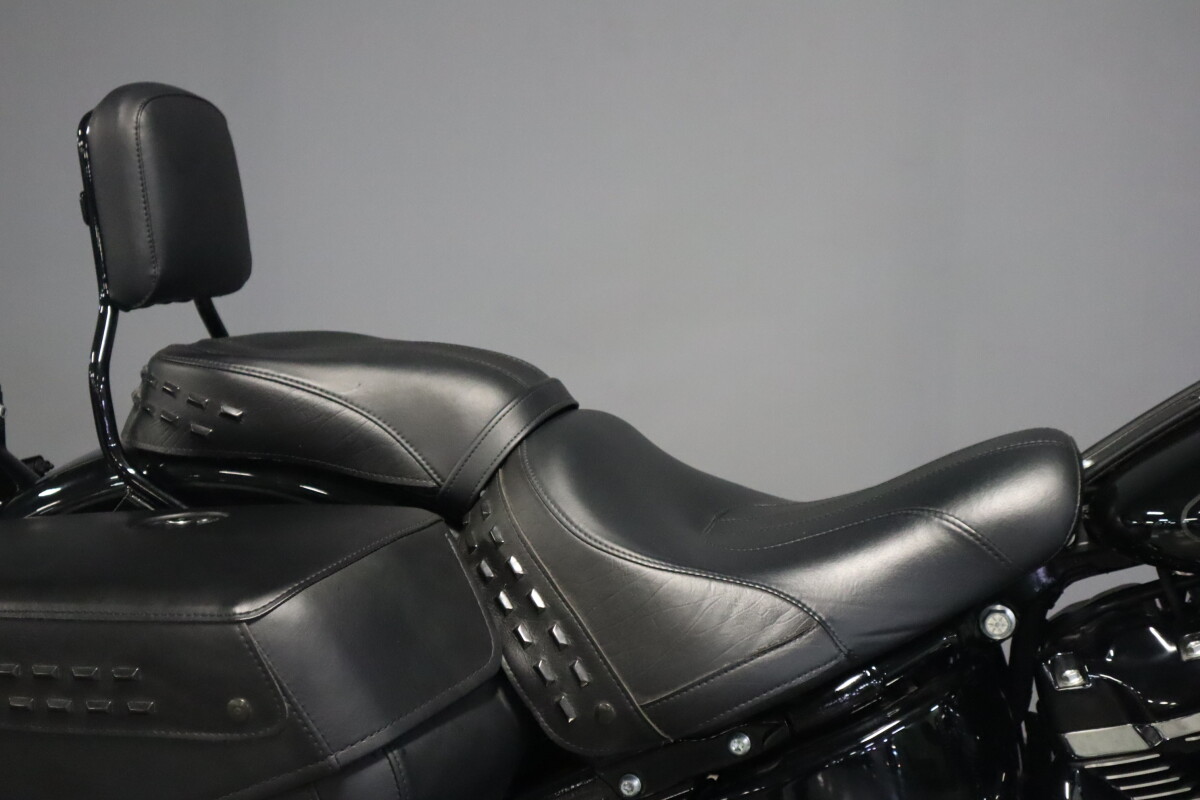 2020 Harley-Davidson Heritage Classic 114 FLHCS - Photo 9