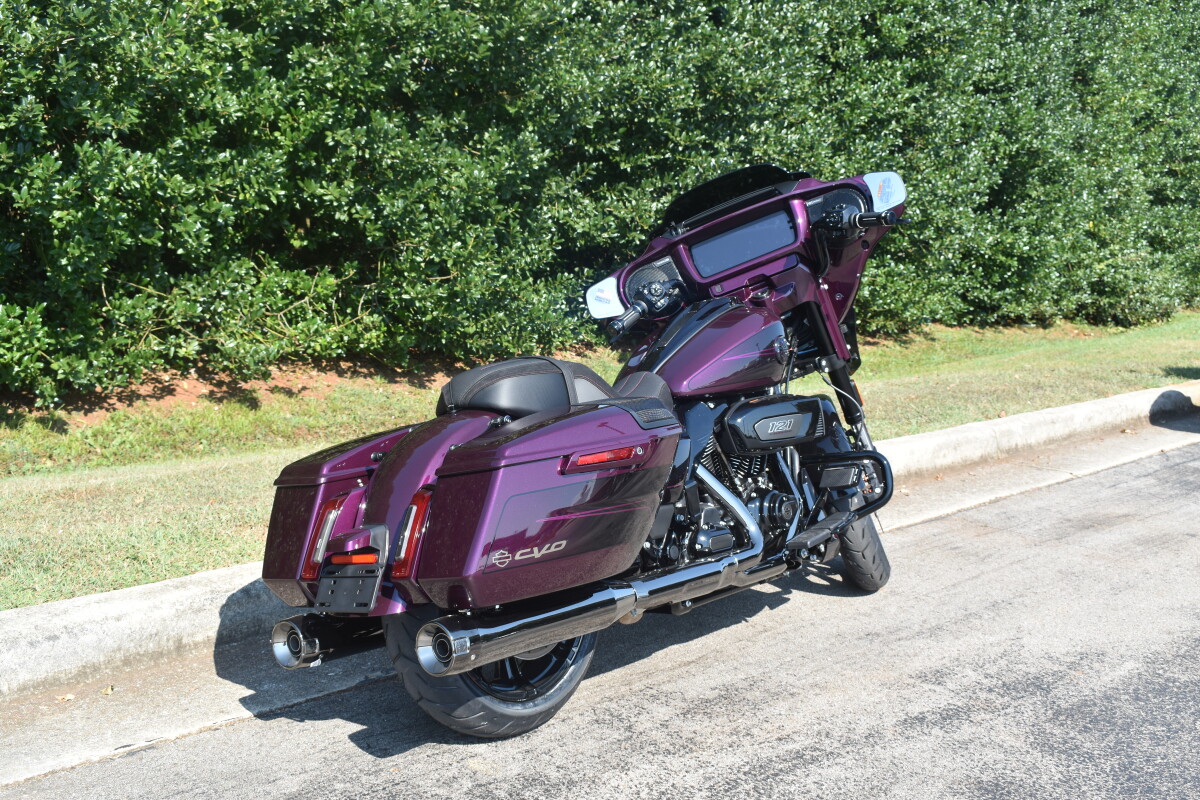 2025 Harley-Davidson CVO Street Glide | Premium Custom Touring - Photo 8