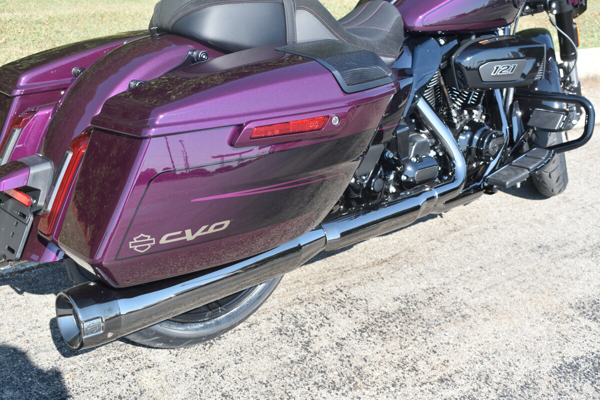 2025 Harley-Davidson CVO Street Glide | Premium Custom Touring - Photo 9