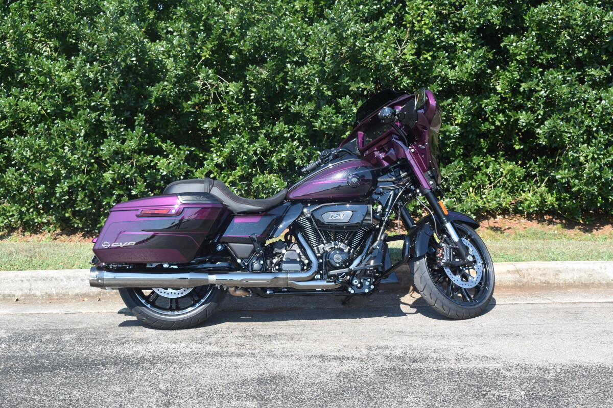 2025 Harley-Davidson CVO Street Glide | Premium Custom Touring