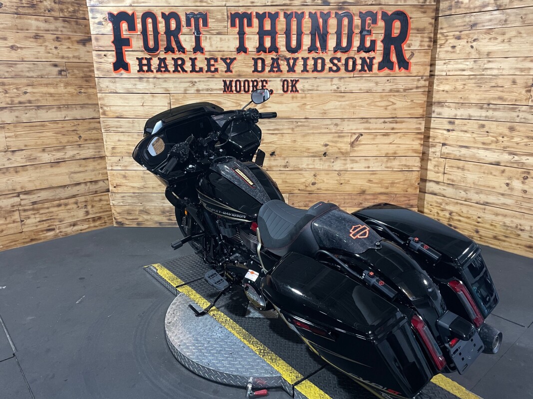Harley-Davidson CVO Road Glide ST 2025 FLTRXSTSE RALLY RED - Photo 10