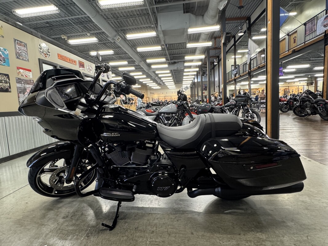 2025 Harley-Davidson Road Glide FLTRX - Photo 10