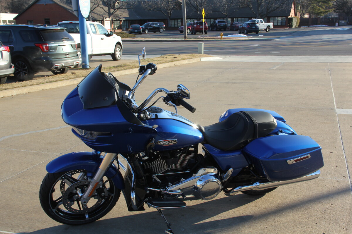 2025 Harley-Davidson Road Glide Blue Burst - Photo 7