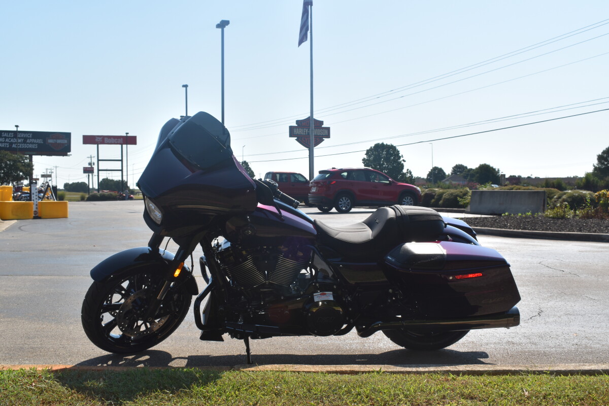 2025 Harley-Davidson CVO Street Glide | Premium Custom Touring - Photo 5