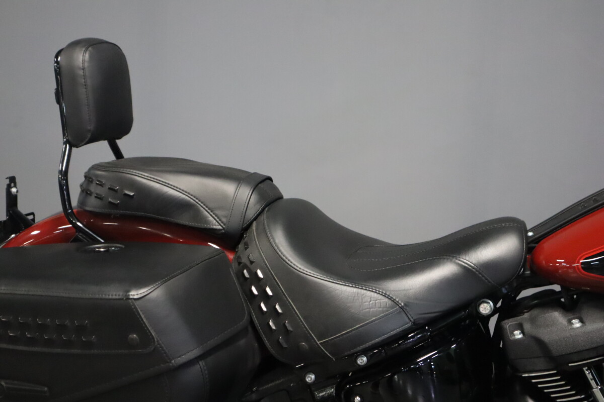 2024 Harley-Davidson Heritage Classic FLHCS - Photo 10