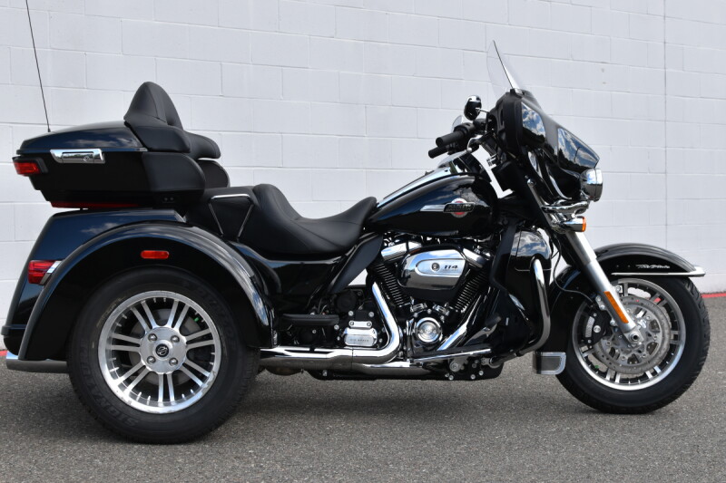 2022 Harley-Davidson® Tri Glide® Ultra FLHTCUTG