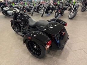 2024 Harley-Davidson Freewheeler FLRT thumb 1