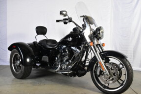 2016 Harley-Davidson® Freewheeler® FLRT thumb 2