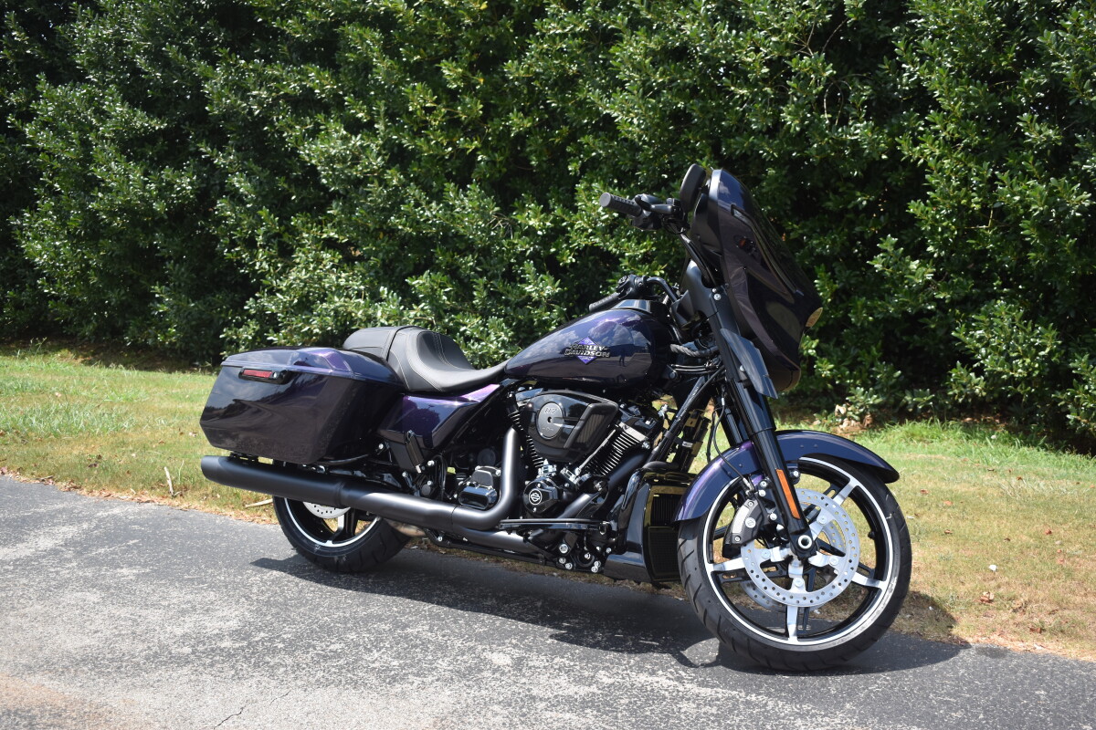 2025 Harley-Davidson Street Glide for Sale - Photo 2
