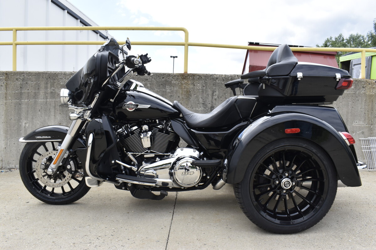 2023 Harley-Davidson Tri Glide Ultra FLHTCUTG - Photo 5