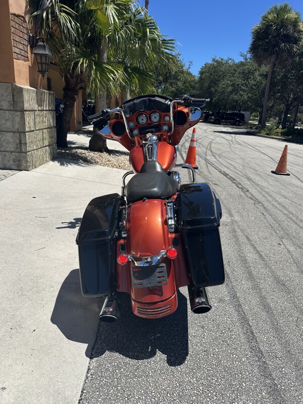 Street Glide - Photo 4