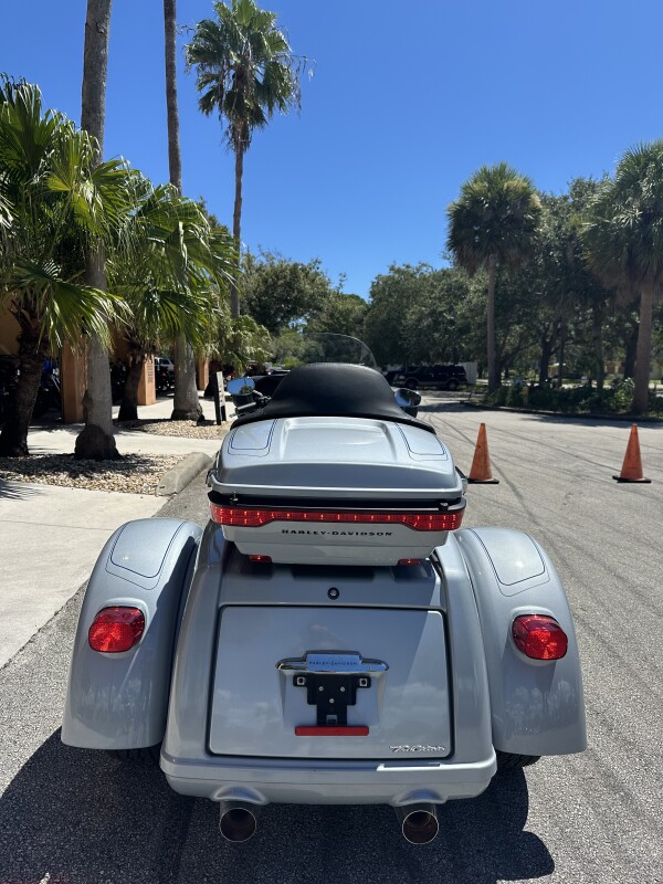 Tri Glide Ultra - Photo 4