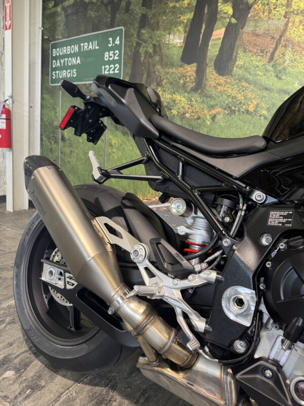 2025 BMW Motorrad S 1000 RR - Photo 5