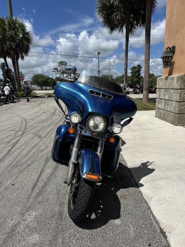 Electra Glide Ultra Limited - Photo 3