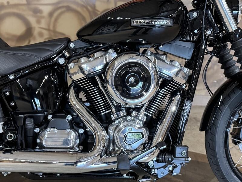 FXBB 2025 Street Bob - Photo 7
