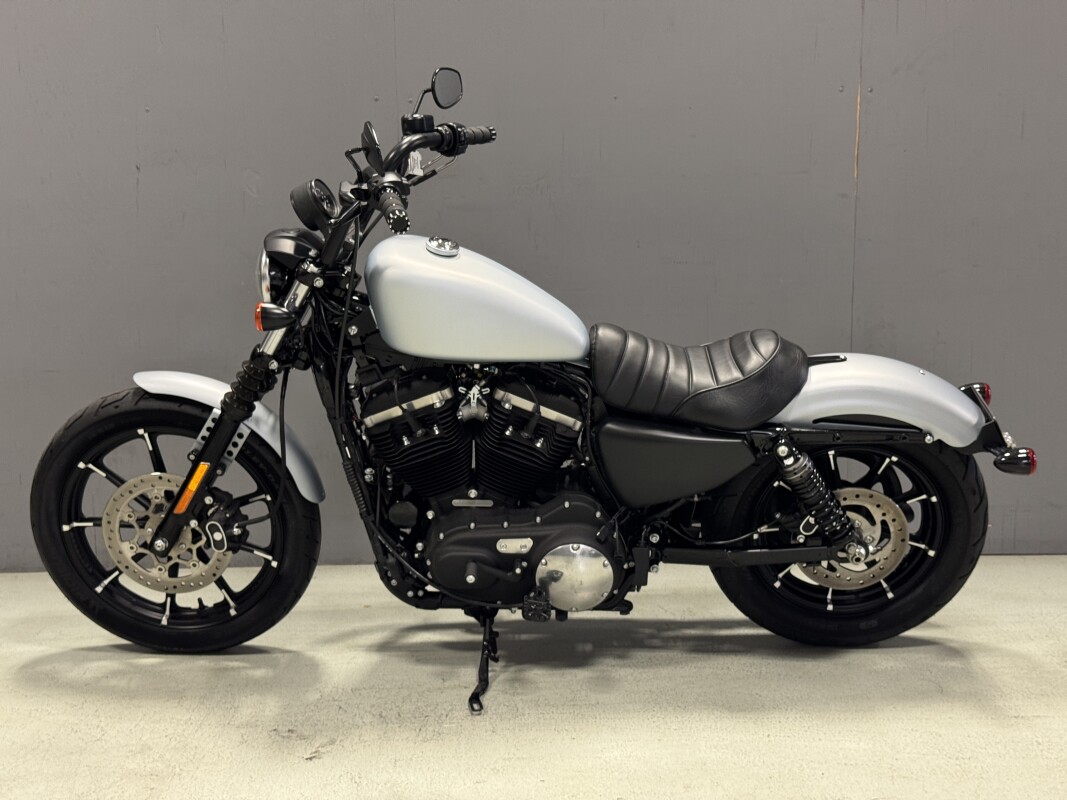 XL 883N 2020 Iron 883 - Photo 2