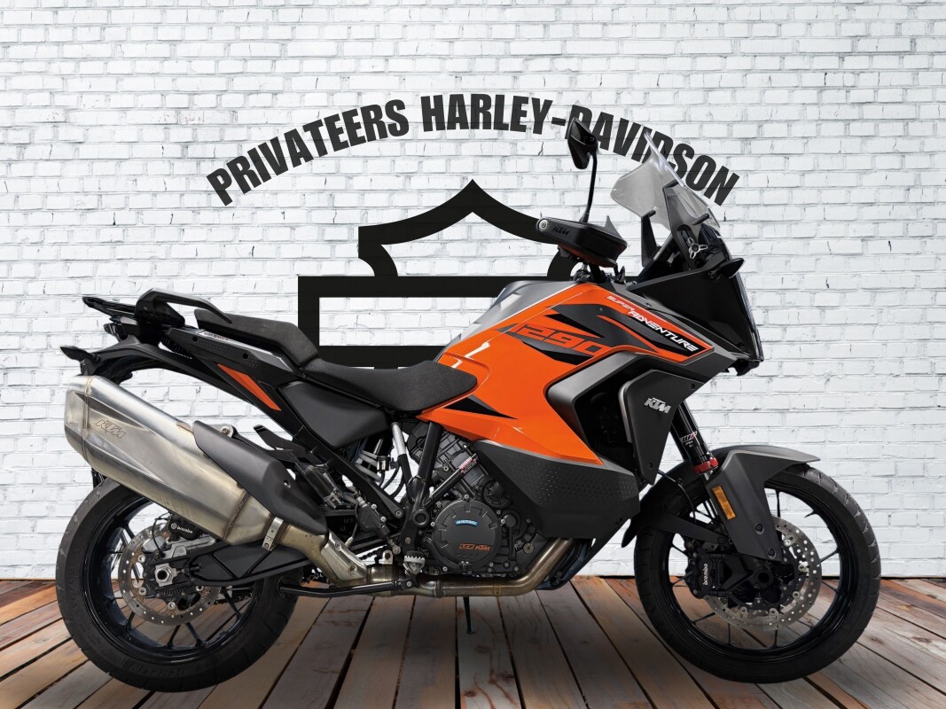 2022 KTM 1290 Super Adventure S Orange / Black
