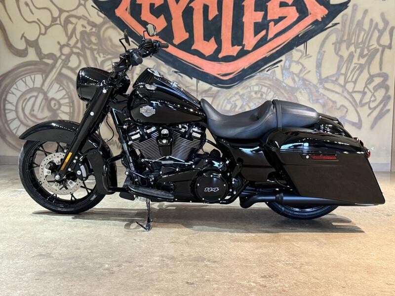 FLHRXS 2025 Road King Special - Photo 9