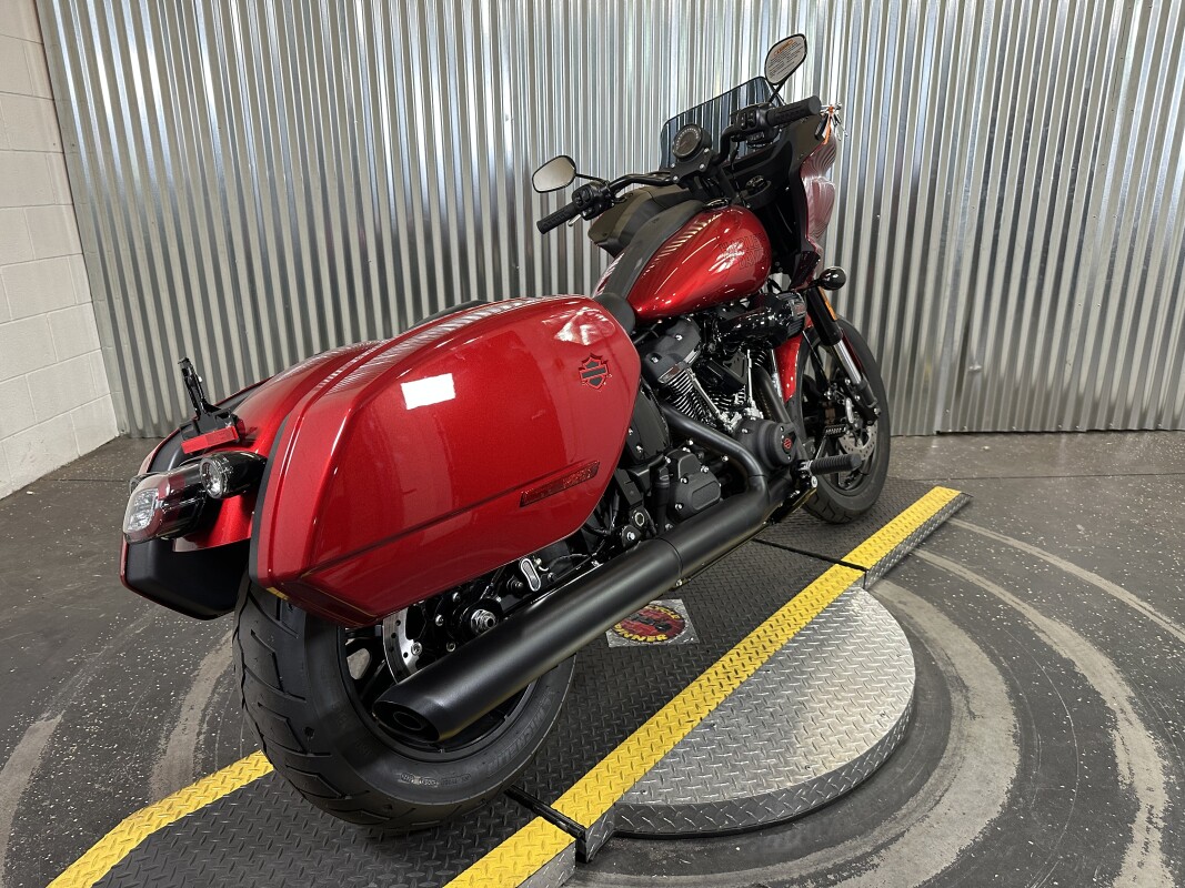 2025 Harley-Davidson Low Rider ST Brilliant Red - Black Finish - Photo 8