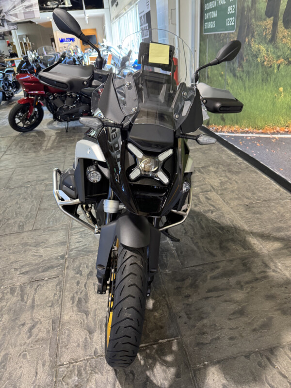 2024 BMW Motorrad R 1300 GS - Photo 9
