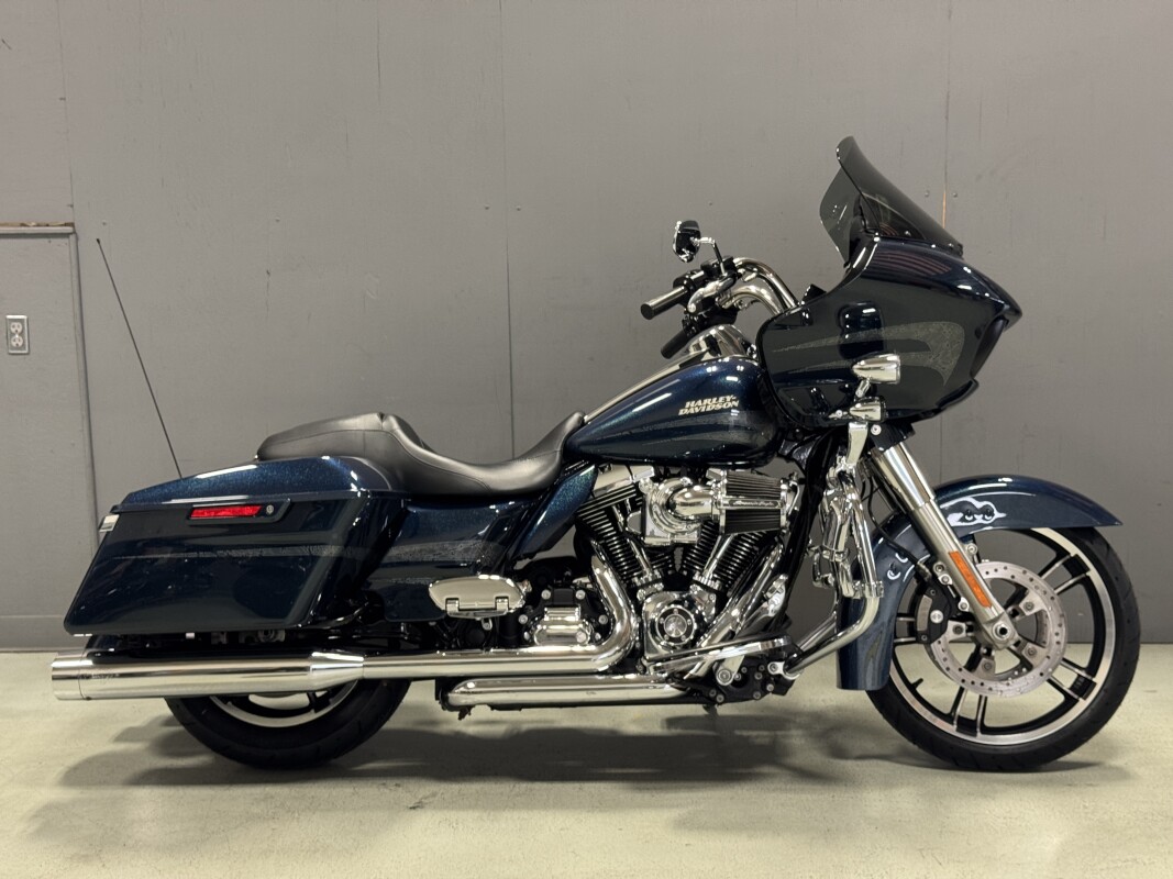FLTRXS 2016 Road Glide Special