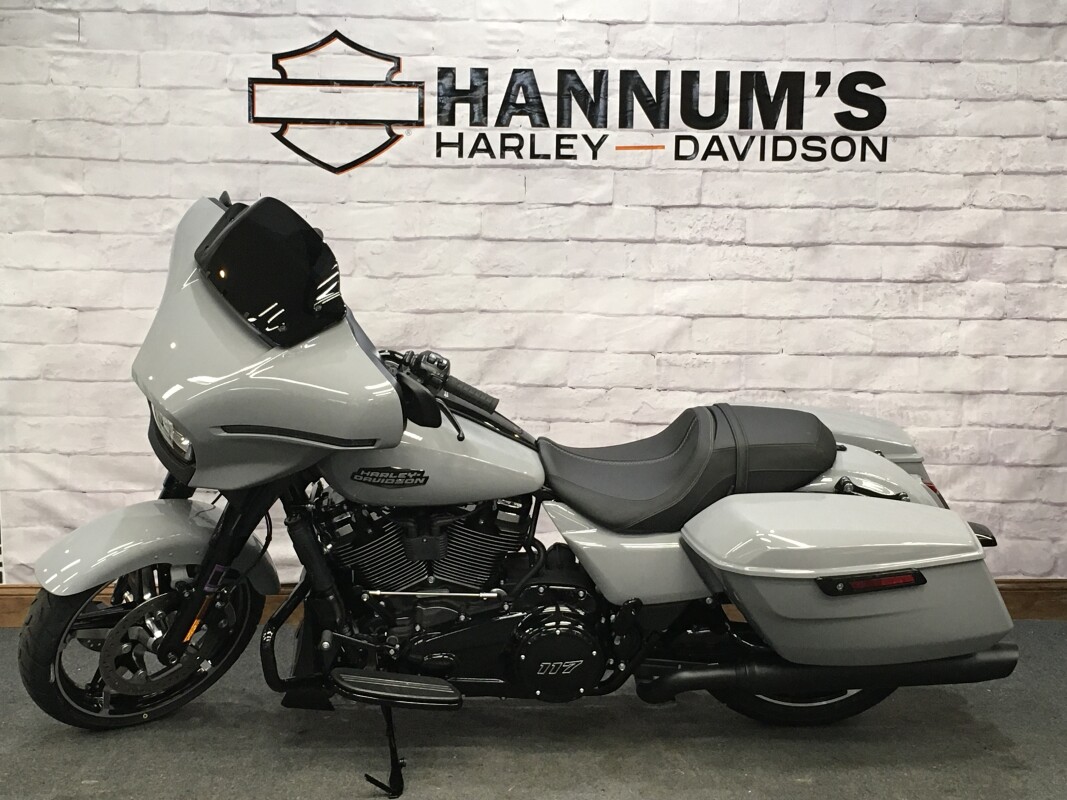 2025 Harley-Davidson Street Glide Billiard Gray - Black Finish FLHX - Photo 5