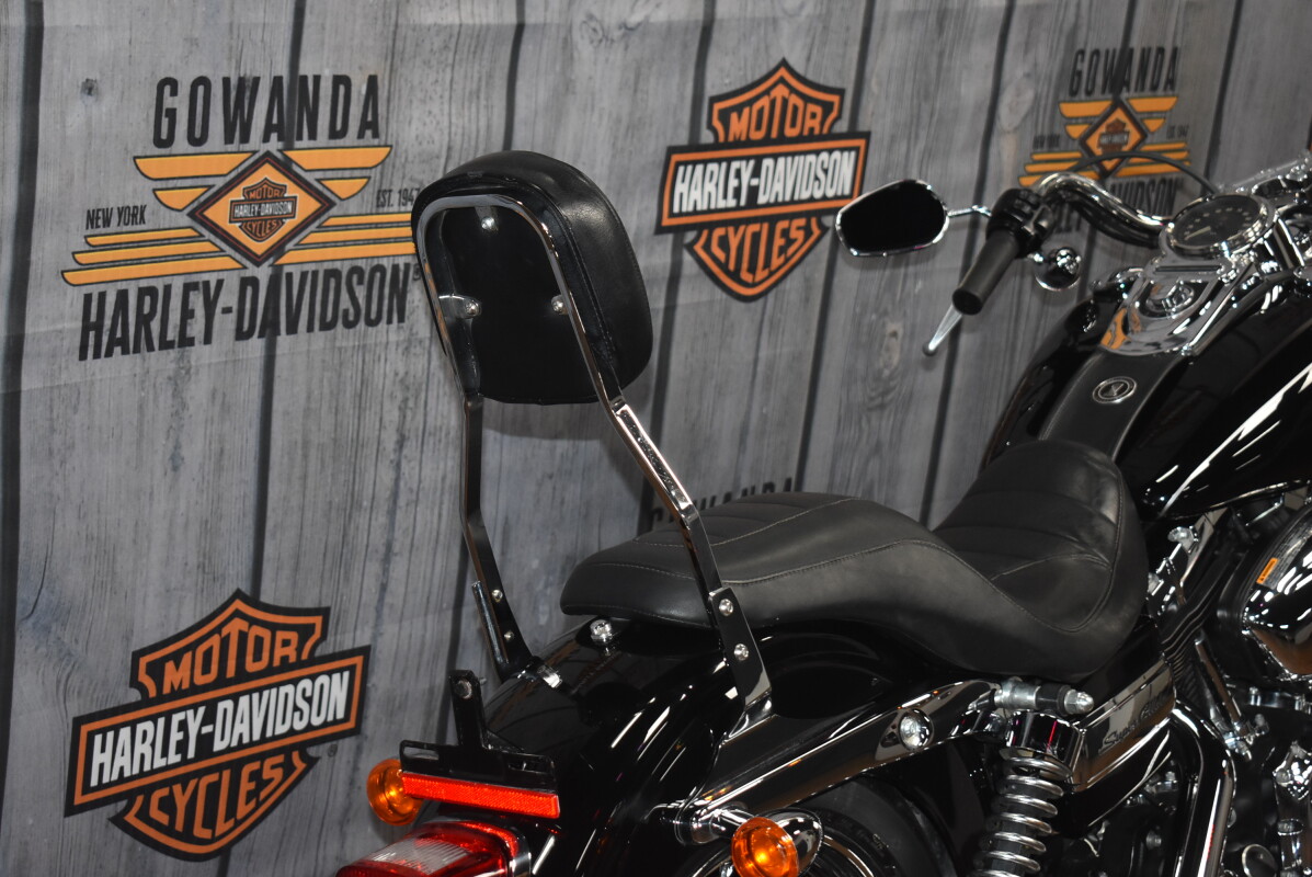 FXDC 2013 Super Glide Custom - Photo 6