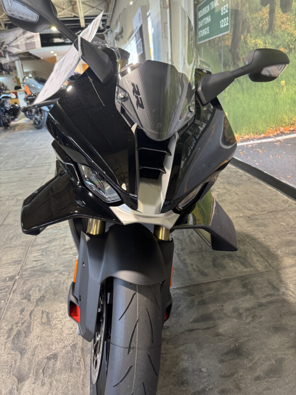 2025 BMW Motorrad S 1000 RR - Photo 9