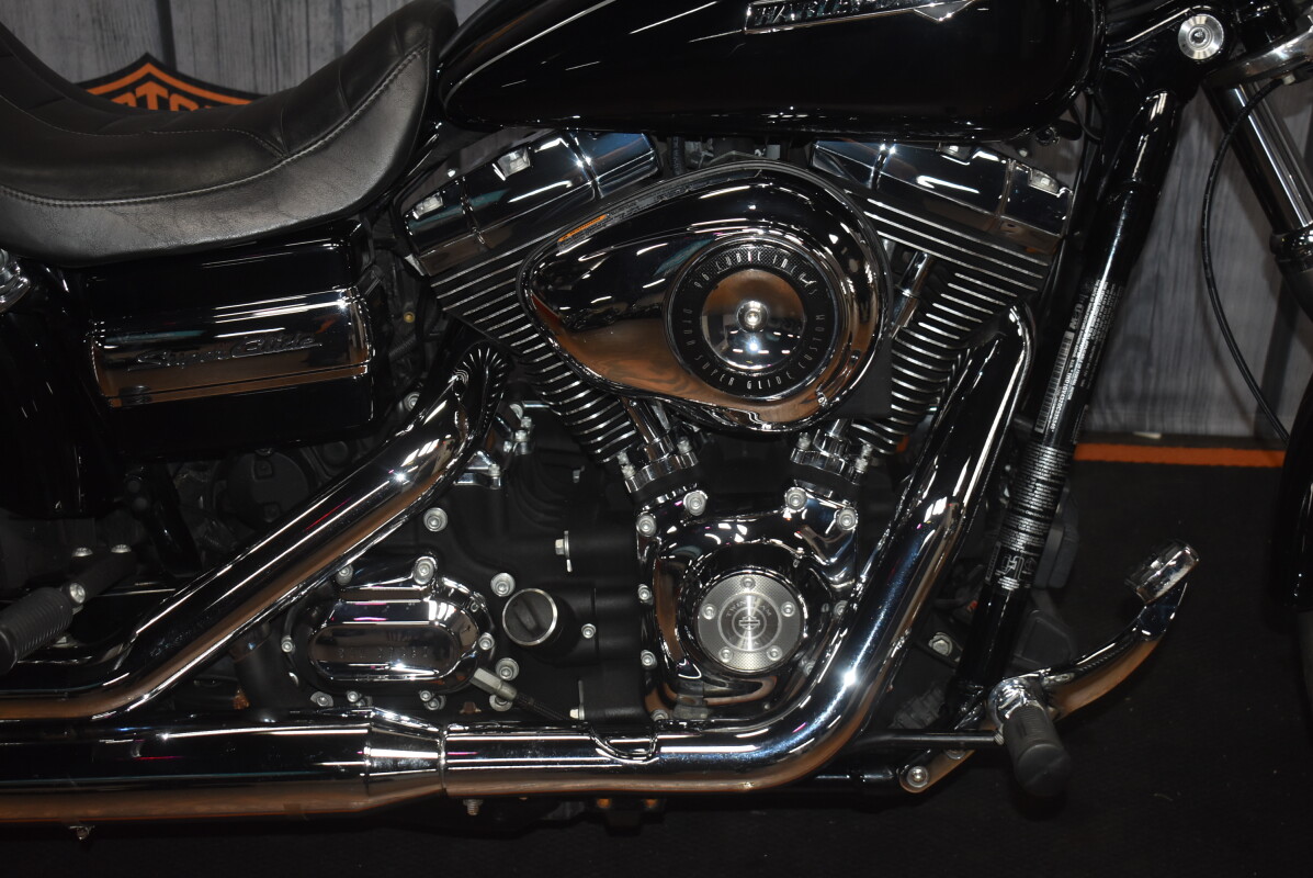 FXDC 2013 Super Glide Custom - Photo 7