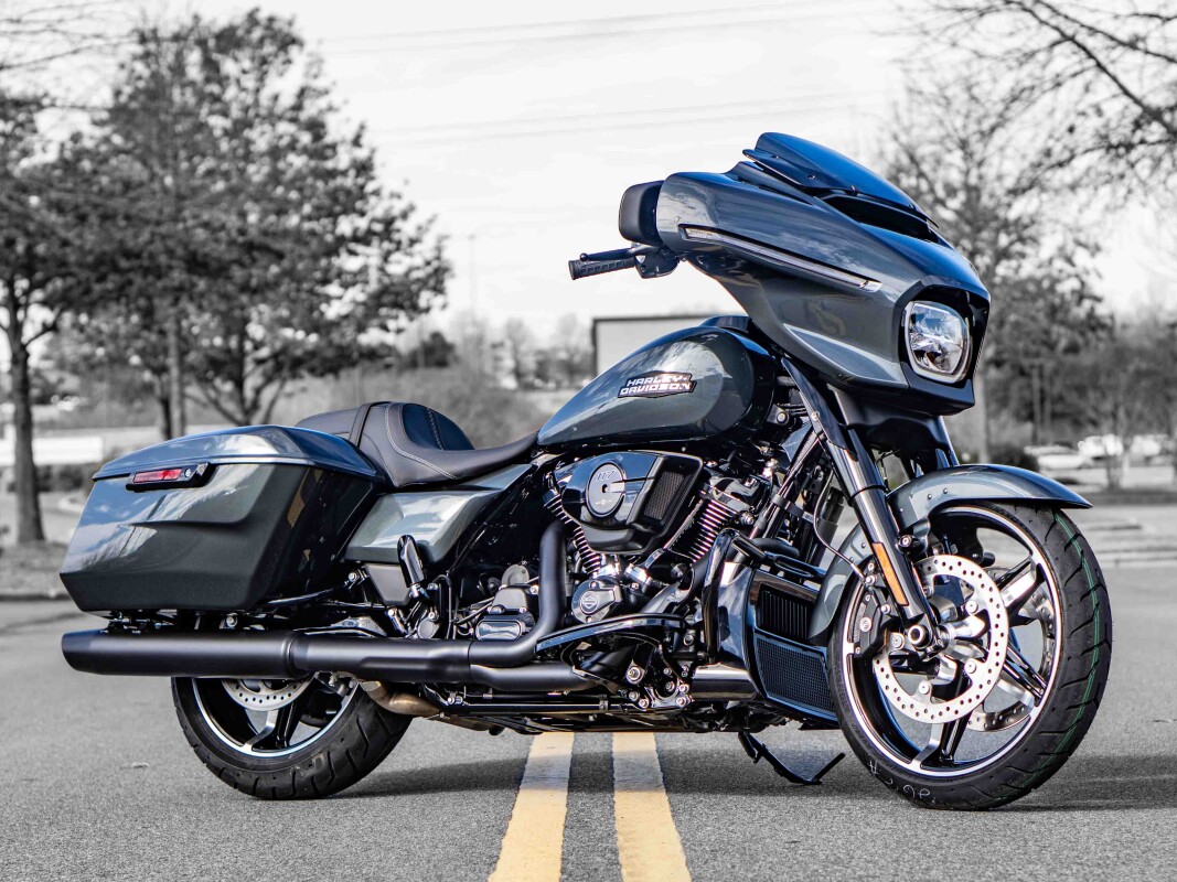 FLHX 2025 Street Glide