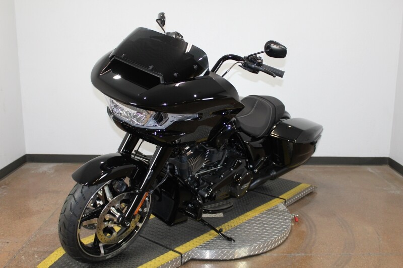 Harley-Davidson Road Glide 2025 FLTRX 84634471 VIVID BLACK - Photo 4